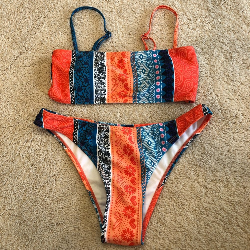 NWOT Bright Multi-Color Bikini with Strap Adjustable Top & Cheeky Bottoms